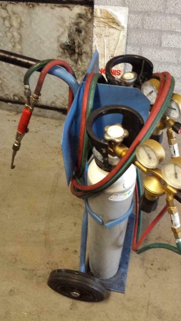 Autogeenset compleet incl eigendomsflessen 4