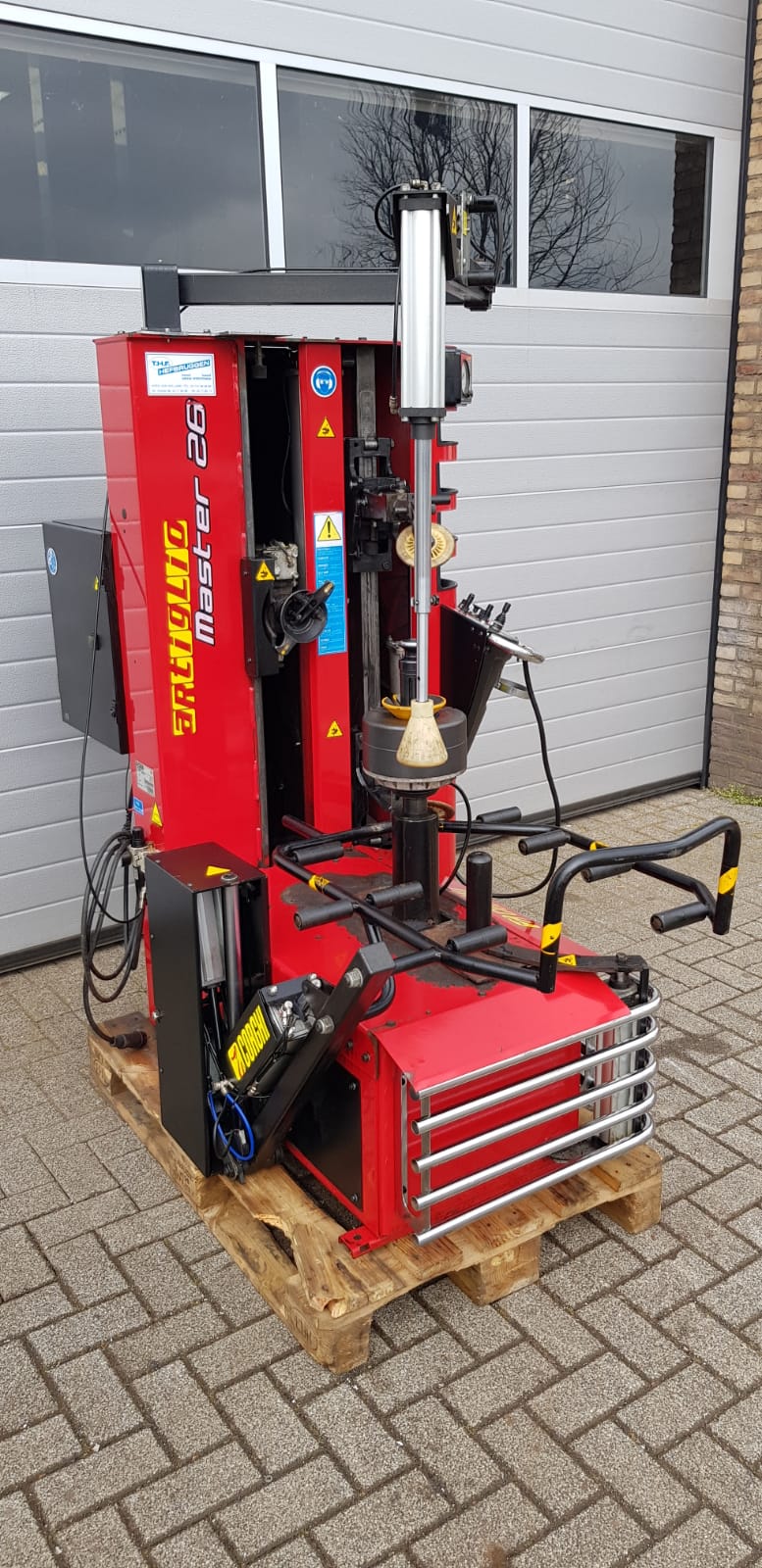 66e605e2-d10e-47e0-8a64-86df564640ed