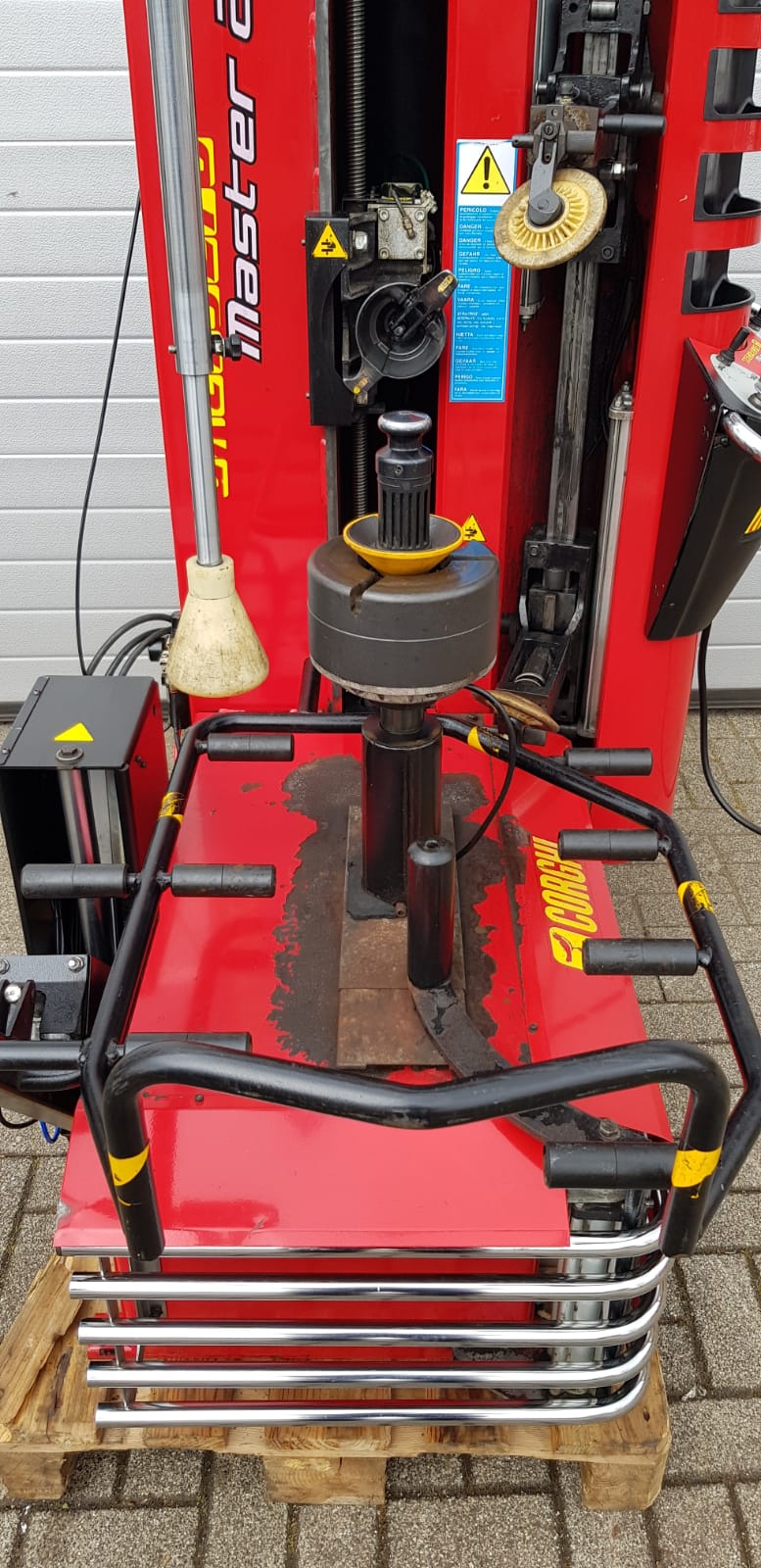 db4fdf84-39ae-49a3-b330-a6423996fa3d