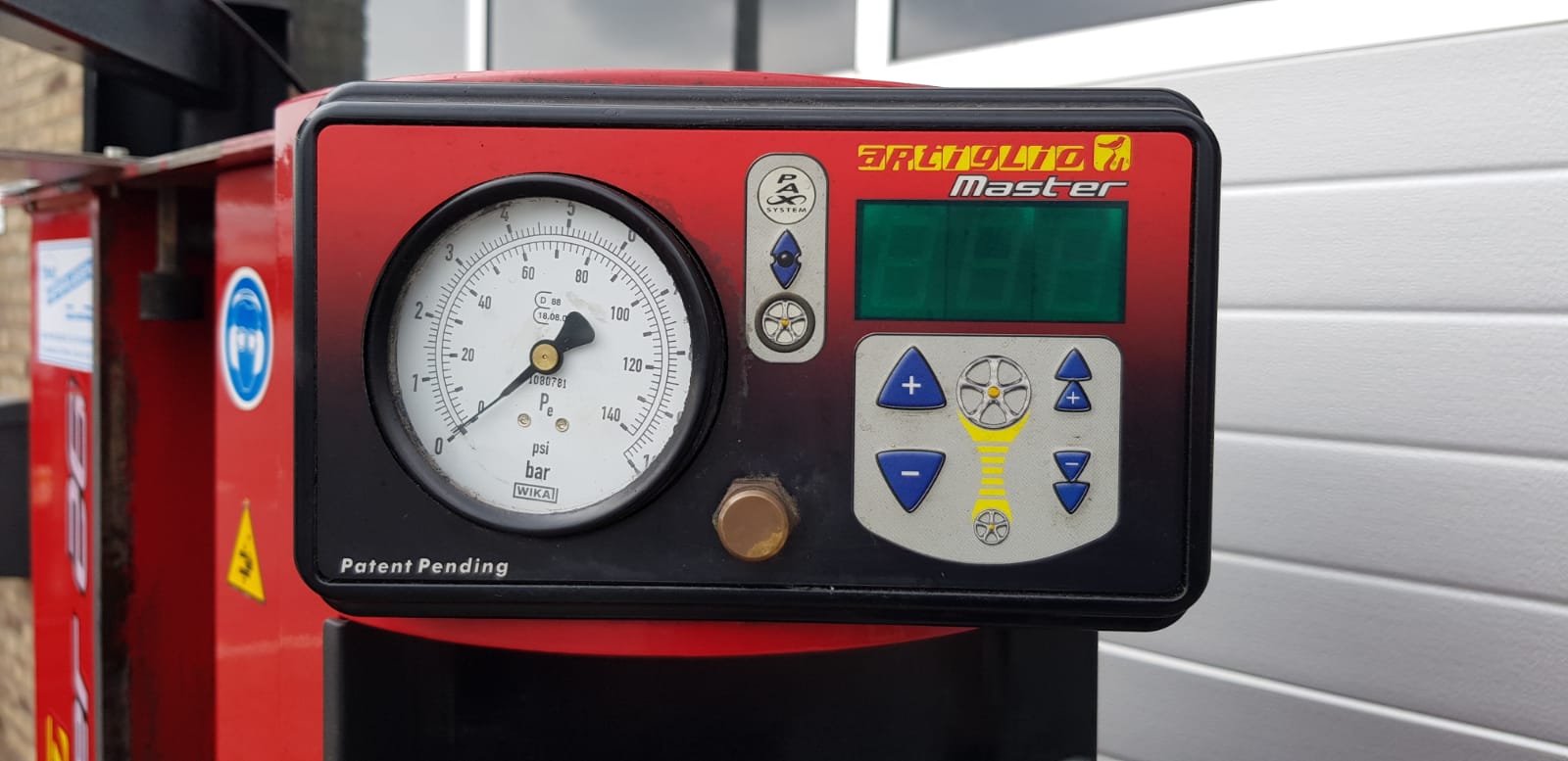 faa6fcc1-77df-47b9-8fc1-8696a4da5773