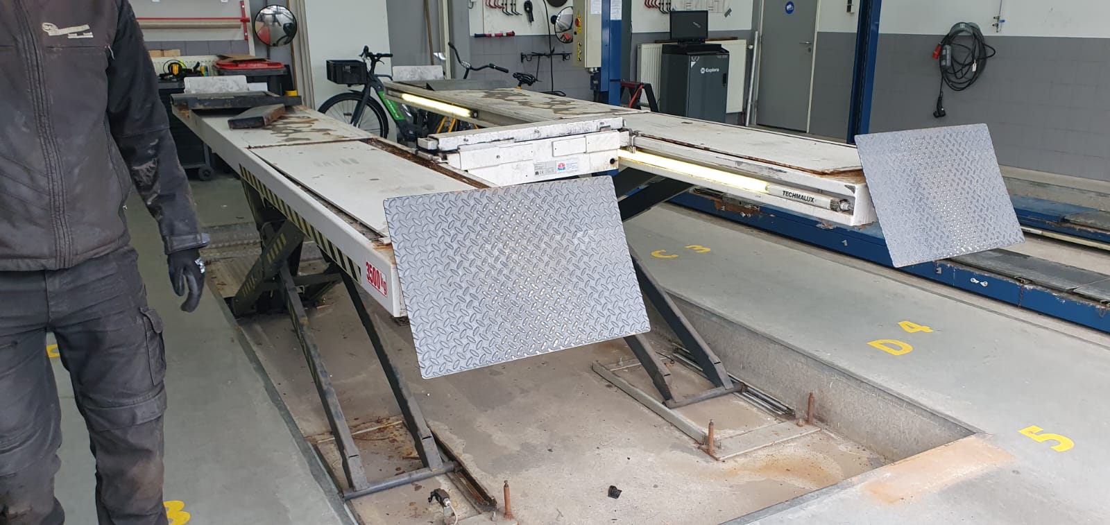 58b84822-aa9d-4f01-a4e8-f9f5421d7103