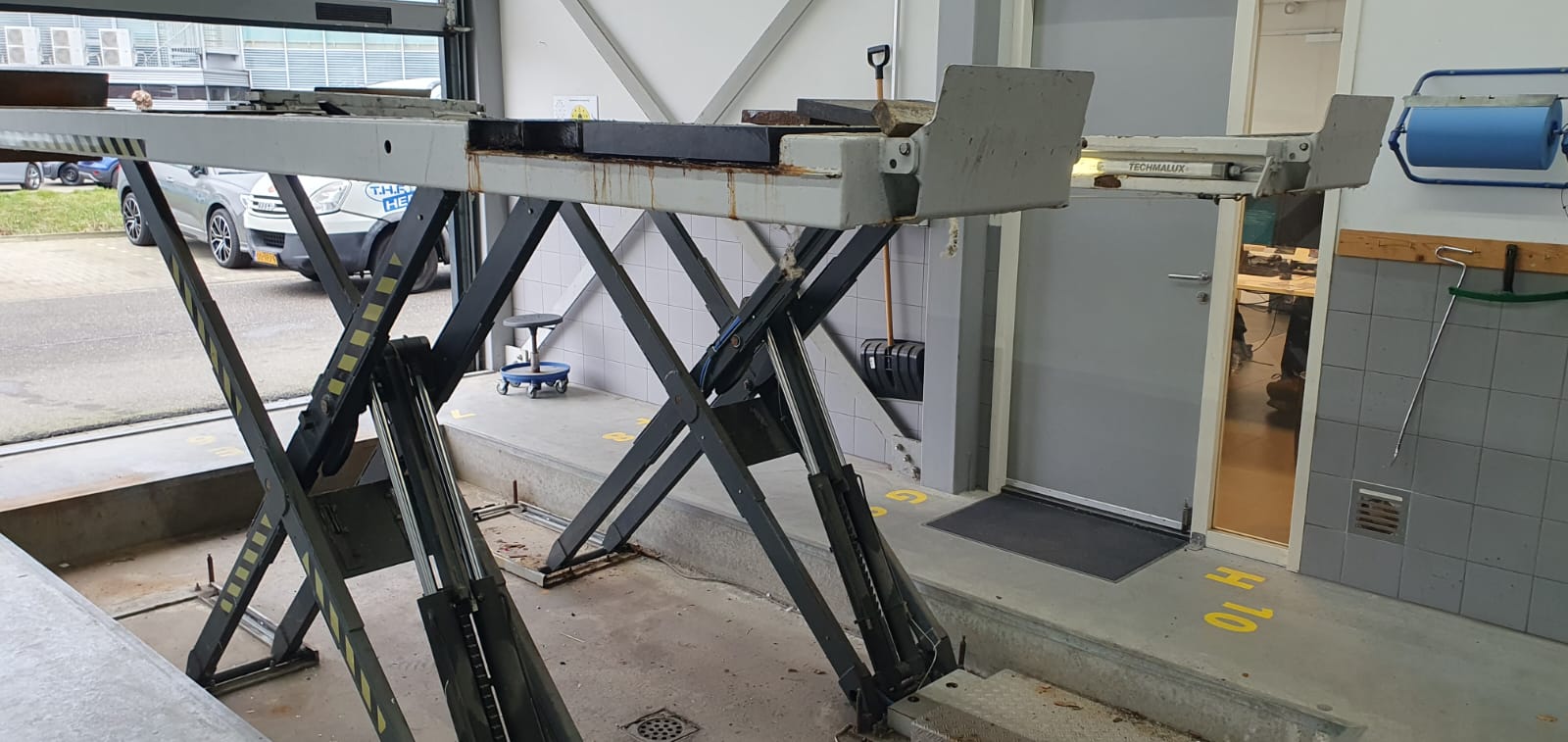 81029a3e-5e58-40a8-b7d1-c36d0ad47e66