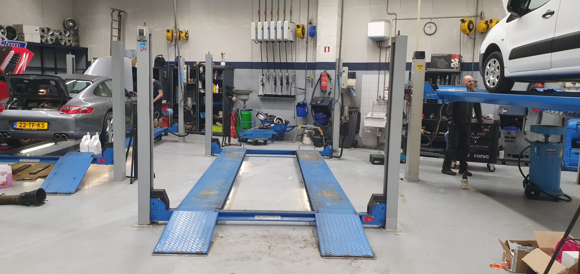 c94d924e-1e5e-446a-8691-fb96bf8917a4