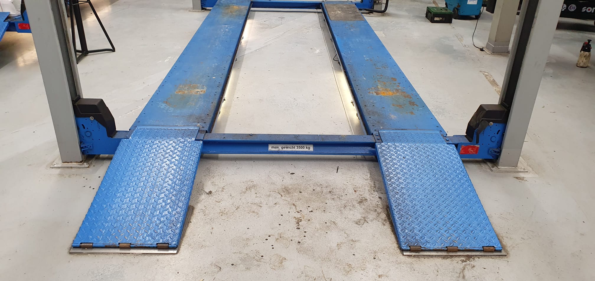 f33b4d6f-ae39-4030-a83d-acd6724debef